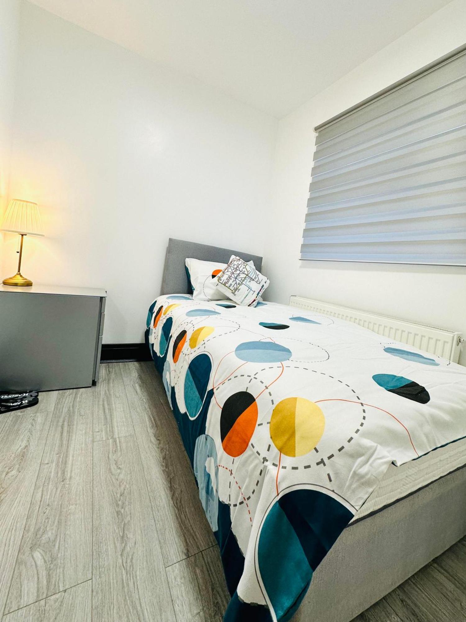 Aparthotel Great Place To Live In Dartford - Kent Exteriér fotografie